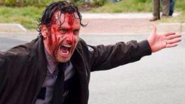 xKatherinex84's tweet photo. #Rickisms #FightOrDie #TheWalkingDead #AndrewLincoln #IFuckingLoveAndrewLincoln #IFuckingLoveRickGrimes #RideOrDie โก http://t.co/a8RbbZ1RpK