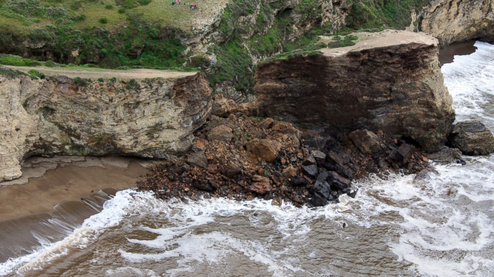 stephenkruiser's tweet photo. Yikes RT @ABC: 1 hiker dead, 1 critically injured as large cliff gives way along Calif. coast: http://t.co/8LLm54z9j2 http://t.co/FS1wdZm50p