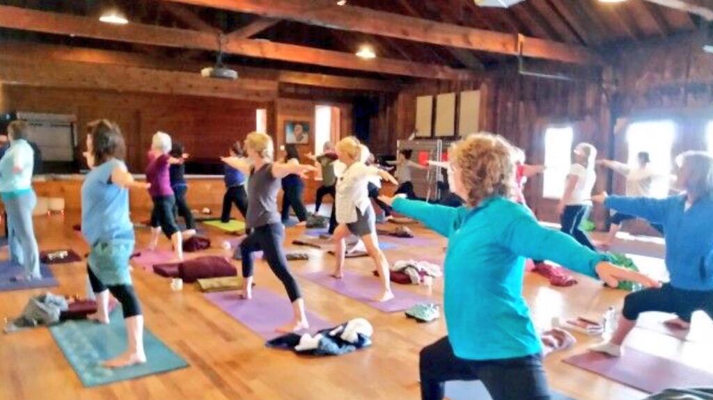 AhaTribe's tweet image. Heads up! Don't miss this year's Live in Love Retreat! Learn more &amp;amp; register: LiveInLoveRetreat.com #NH #LILNH