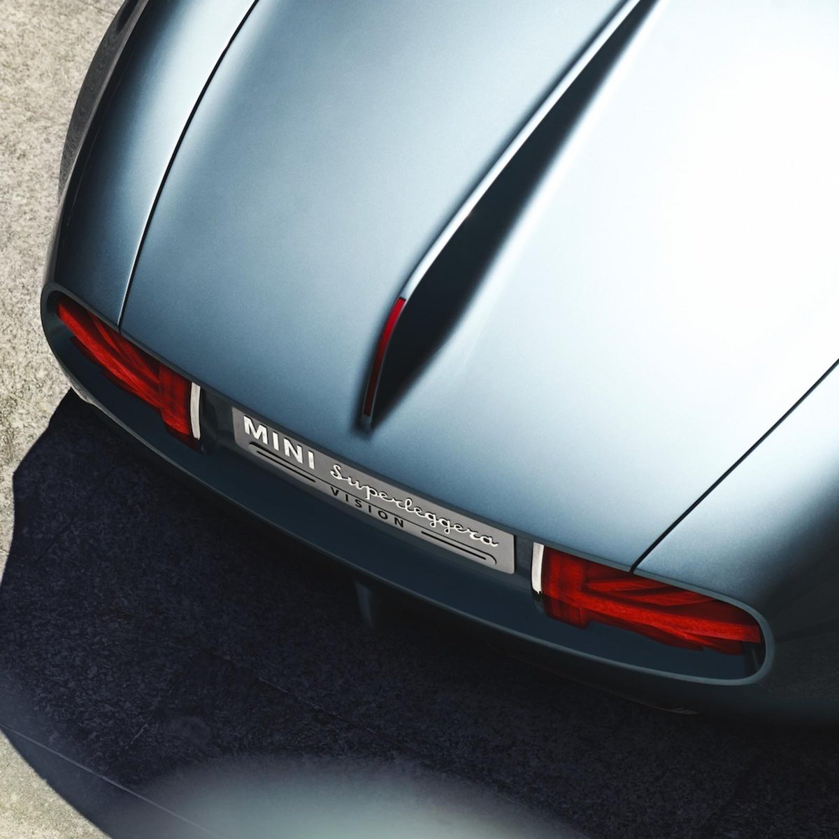 A trip to Lake Como to ogle <a href="/MINI/">MINI</a>'s Superleggera Vision concept car, a lustful little… hntd.ch/1xrjOjQ