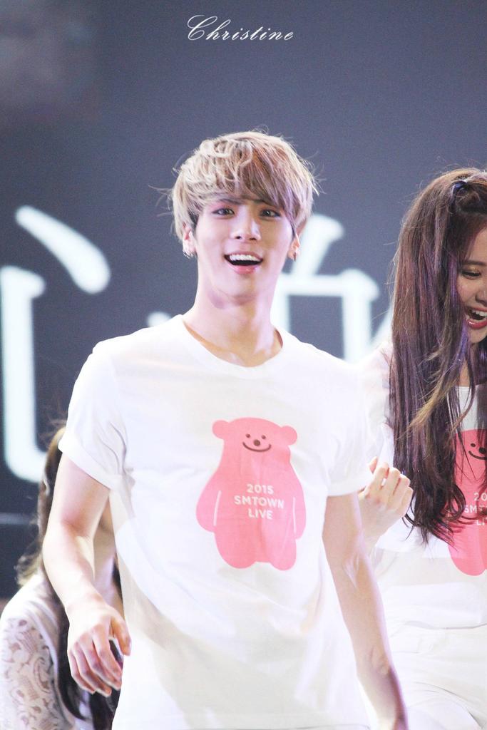 150321 Jonghyun @ 'SMTOWN Live World Tour' en Taiwan. CAwY10RWcAAIBbc