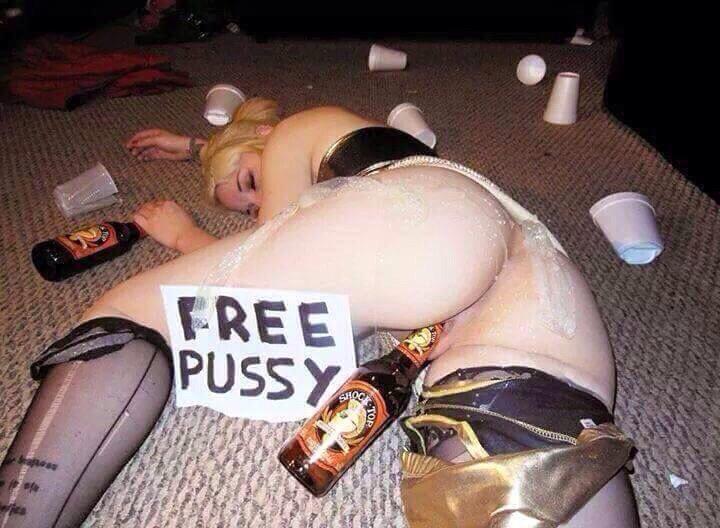 C0rnB0y's tweet photo. @feminists http://t.co/k1Fuim3mln