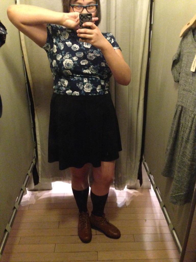 HSSamanda's tweet photo. ((check out this cute top i got tho)) http://t.co/F7K96kZ5CN