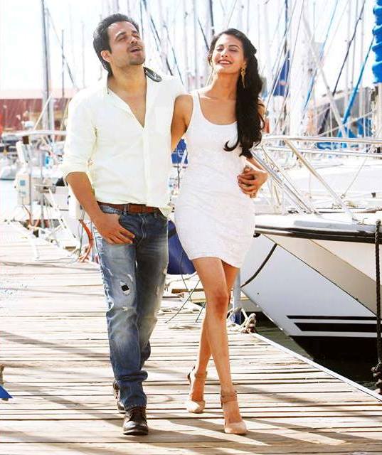   Alert  All Emraanians Be present Tonight 10.30 PM for Our Superstar\s Birthday.
Use
Happy Birthday Emraan Hashmi 