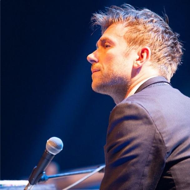 HAPPY BIRTHDAY DAMON ALBARN ~ (47) 