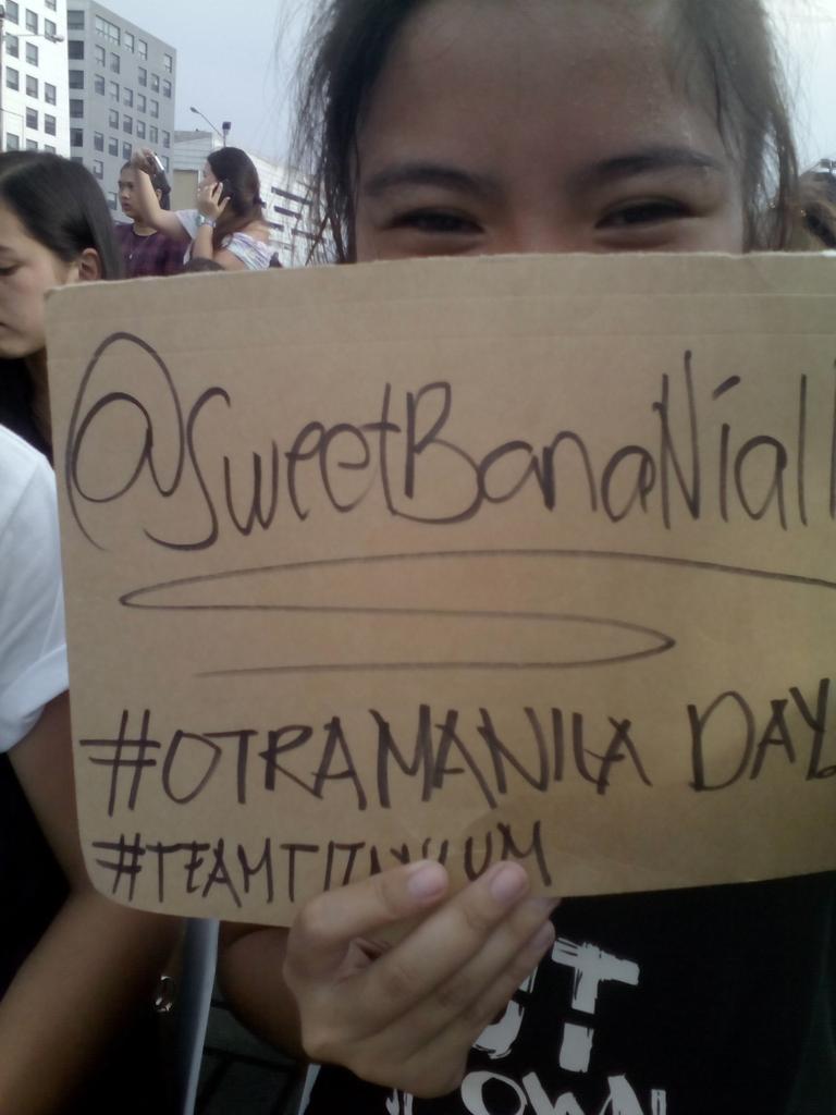 koojunhstyles's tweet image. 03.22.15 || ME SO EXCITED TOOK MANY SELFIES 
OTRAManila #Spinnr1D