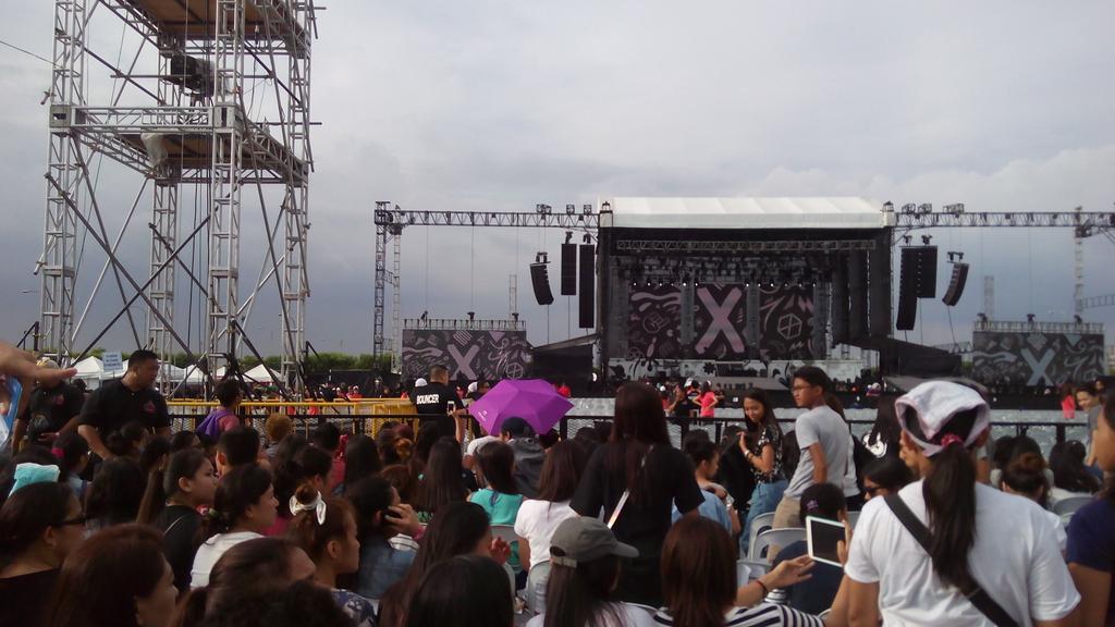 koojunhstyles's tweet image. 03.23.15 || INSIDE THE CONCERT GROUND SSSSHHHHHHHHHTTTTTT 
OTRAManila #Spinnr1D