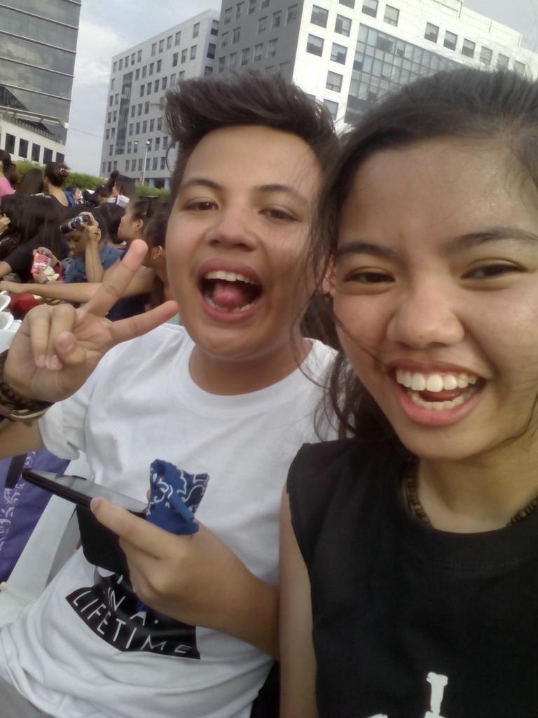 koojunhstyles's tweet image. 03.22.15 || WITH @decaffeinatED HAHAHAHAAH 
OTRAManila #Spinnr1D