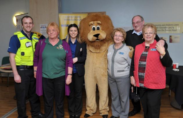 WisbechTesco's tweet photo. Supporting  Oasis Community Centre with their 10th Anniversary, by donating refreshments &amp;raffle prizes@tescowisbech http://t.co/W6R8tEciwi
