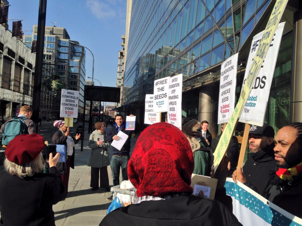 greatseedfest's tweet image. Proud to protest outside @gatesfoundation HQ against corporate takeover of Africa&apos;s seeds #freetheseeds ....