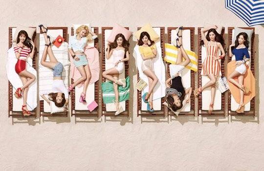 deviarlns's tweet photo. "@allkpop: Girls' Generation hit the beach early for 'Baby-G' photoshoot http://t.co/AAvyLX5Wic http://t.co/ud0I110sNA"