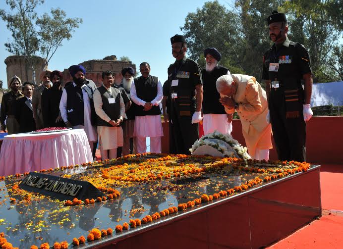 AmbikeshDubey's tweet image. &quot;@monicanitin: #MyPMModi has same passion as #BhagatSingh for India. http://t.co/82PzI7WoDM&quot;
@AmbikeshDdutt 
@BJPLucknowBJP