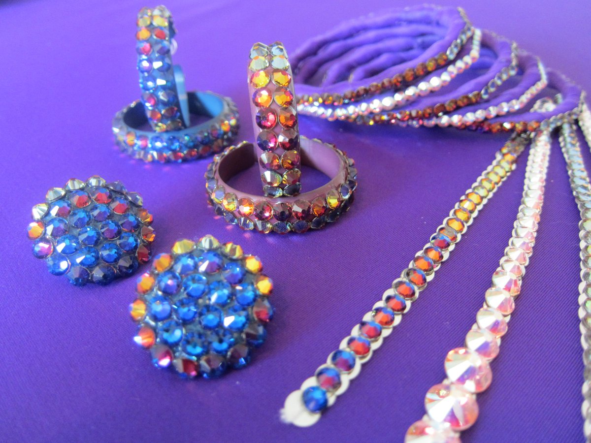 For glamorous bespoke Swarovski crystal #ballroom and #latin #jewellery visit ballroom-bling.com