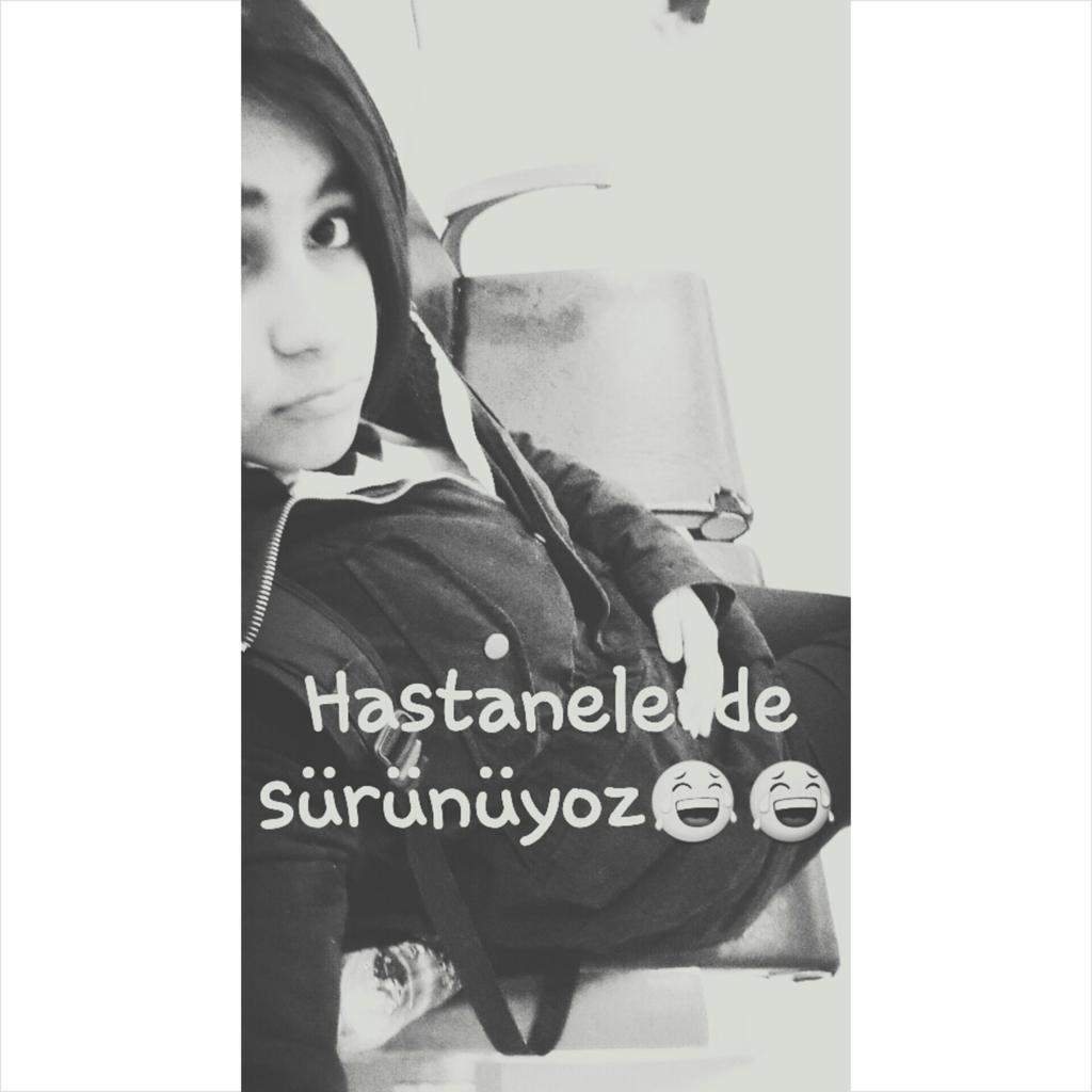 buusraaa's tweet photo. Pff http://t.co/H5m3kWoerC