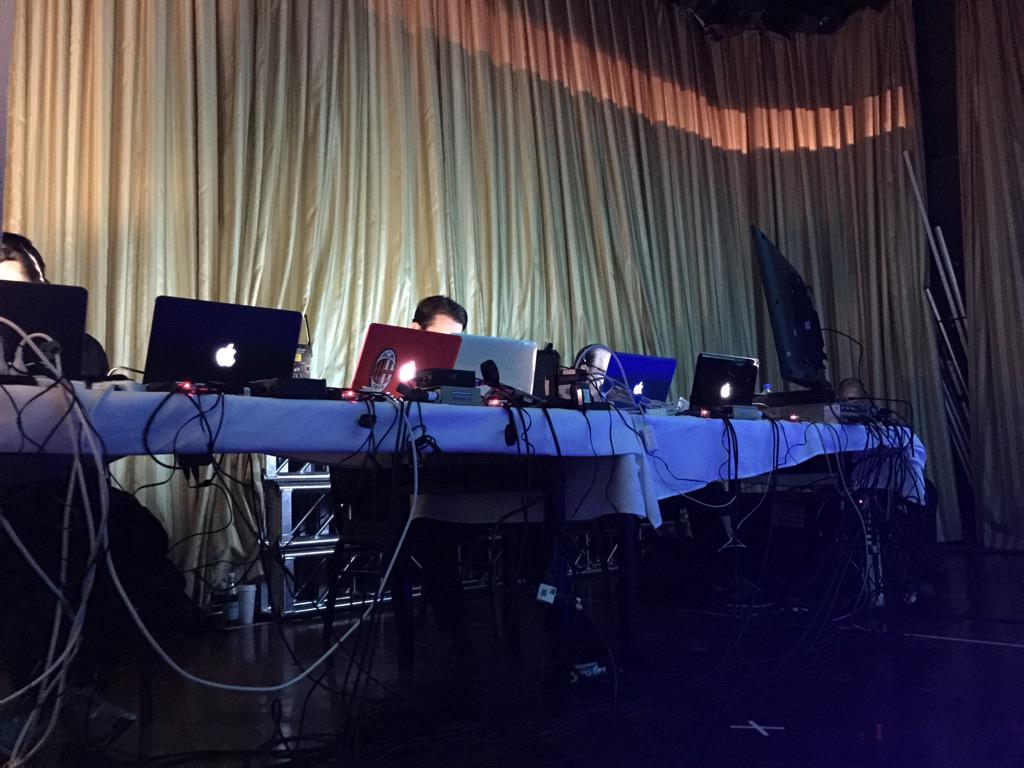 rwang0's tweet image. MyPoV: always feel at home in he green room #cssummit15