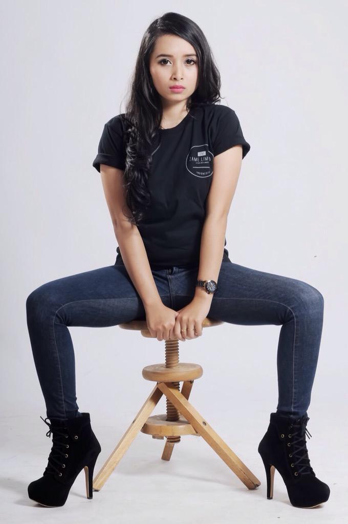 Circle block! Follow our instagram : zame.limited