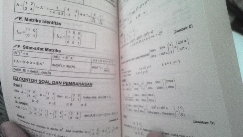 Info3SMA's tweet image. stok buku SKS semakin menipis, yuk sblm kehabisan :) bisa dipakai utk UN, SBMPTN, UTUL, SIMAK. 537980C0 /089658104669