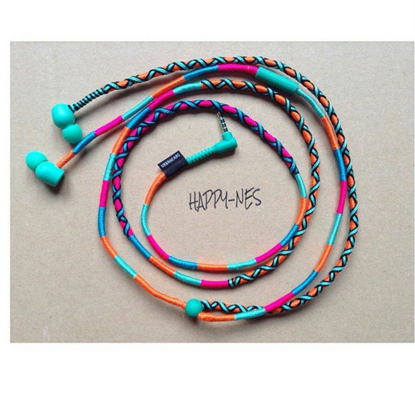 Happy_nes tasarimi rengarenk kulakliklar Lunapark Shop, Galata'da #lunaparkshop