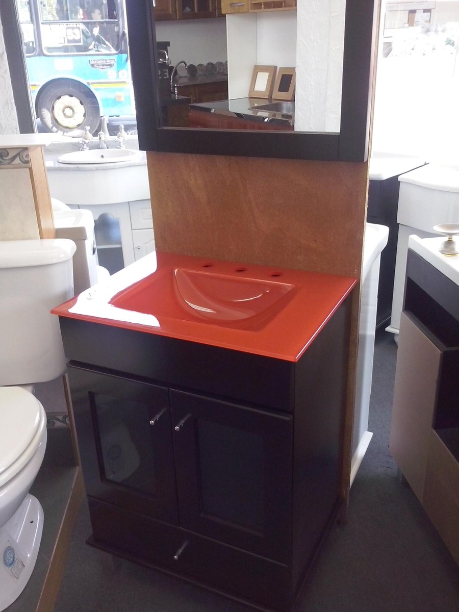 Idecobyc's tweet image. Queres darle un toque de color a tu baño..mirá que lindo que queda el vanitory wengue con bacha naranja..