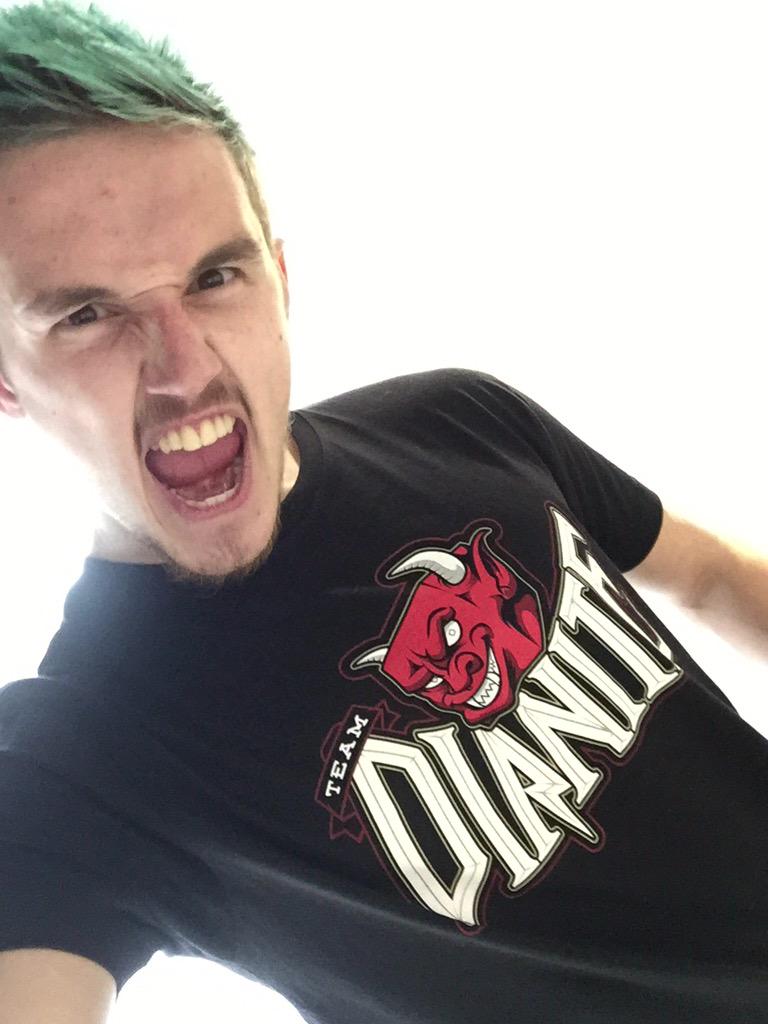 Syndicate's tweet image. 6pm tonight! @SyndicateOG is launching the #TeamDianite T-shirt in the UK!