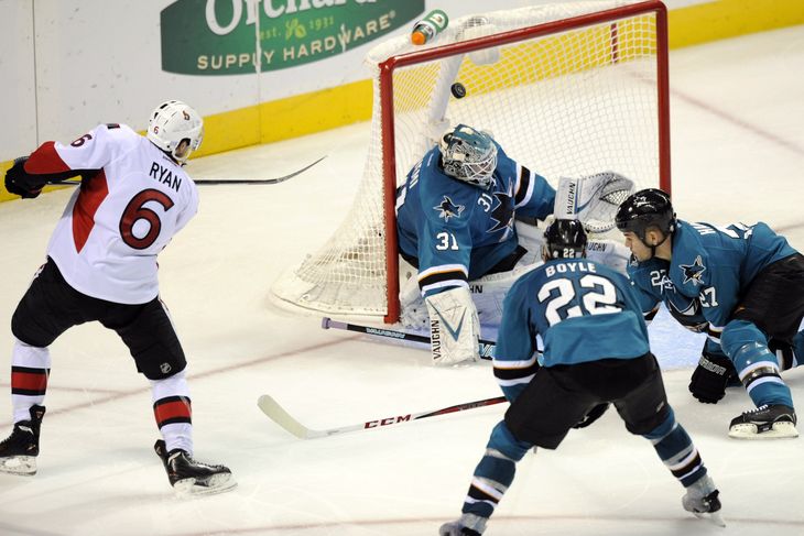 facesottawa's tweet photo. We're giving away 4 FRONT ROW club seats + 10 Box Seats to tonights #Sens vs. Sharks game. RT to enter #MondayMadness http://t.co/o6VMNztKkI