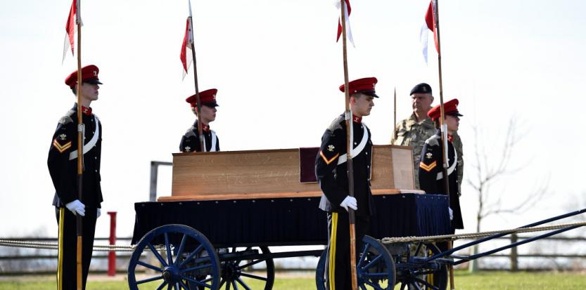 Richard III aura droit à des funérailles... 530 ans après sa mort >> bit.ly/1xrw83H