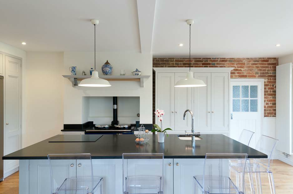 Sutherland Furniture tweet media