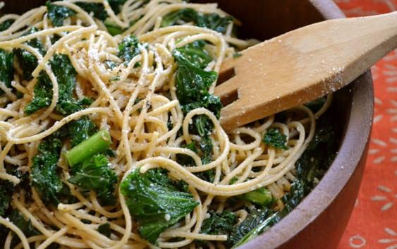 coolinaryR's tweet image. Garlic Parmesan Kale Pasta coolinaryrecipes.com/garlic-parmesa… #pasta #healthyeating #KalePasta #Italian #FoodRecipes #foodie