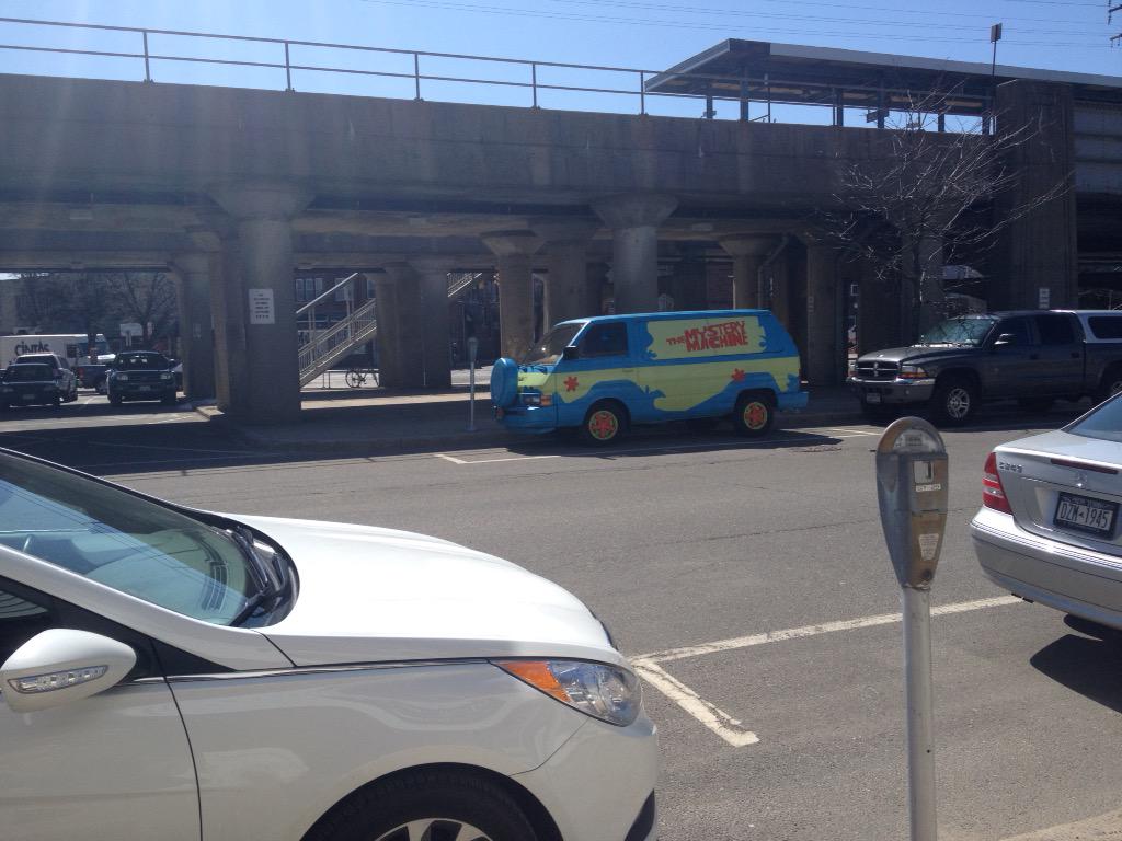 aliciaxdelgado's tweet photo. Scooby doo in floral park. http://t.co/isiLaiunHo