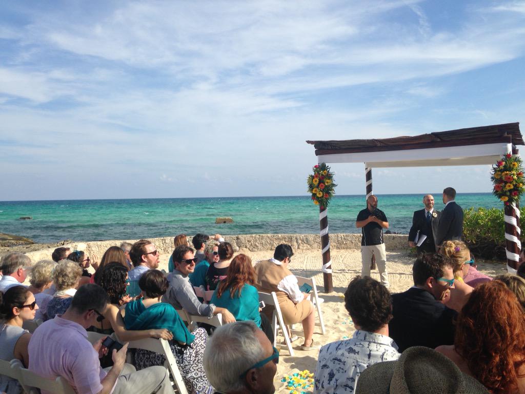 Fault Line Theatre tweet media