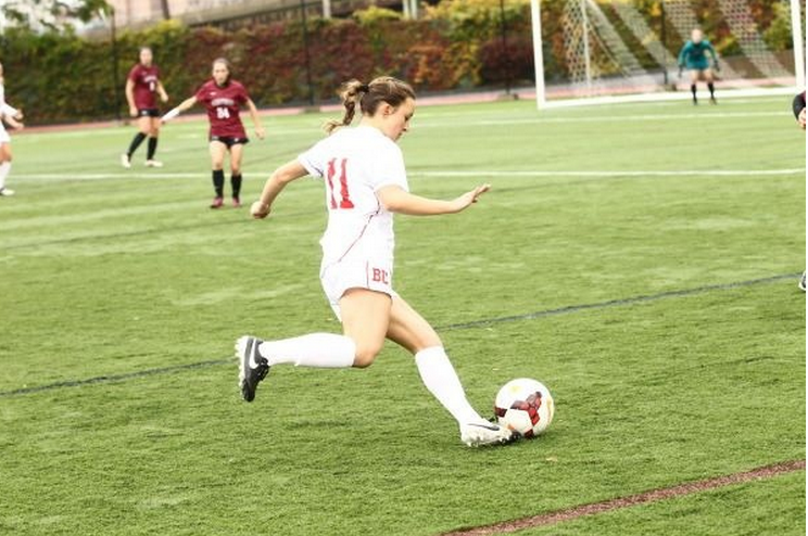 bucommunicator's tweet photo. @DaraDeMatteo: life asides from soccer, as NSAC president and a BU senior. http://t.co/UxX8M79L6f by @Brynn_Murphy http://t.co/a2Lwa3w0d9