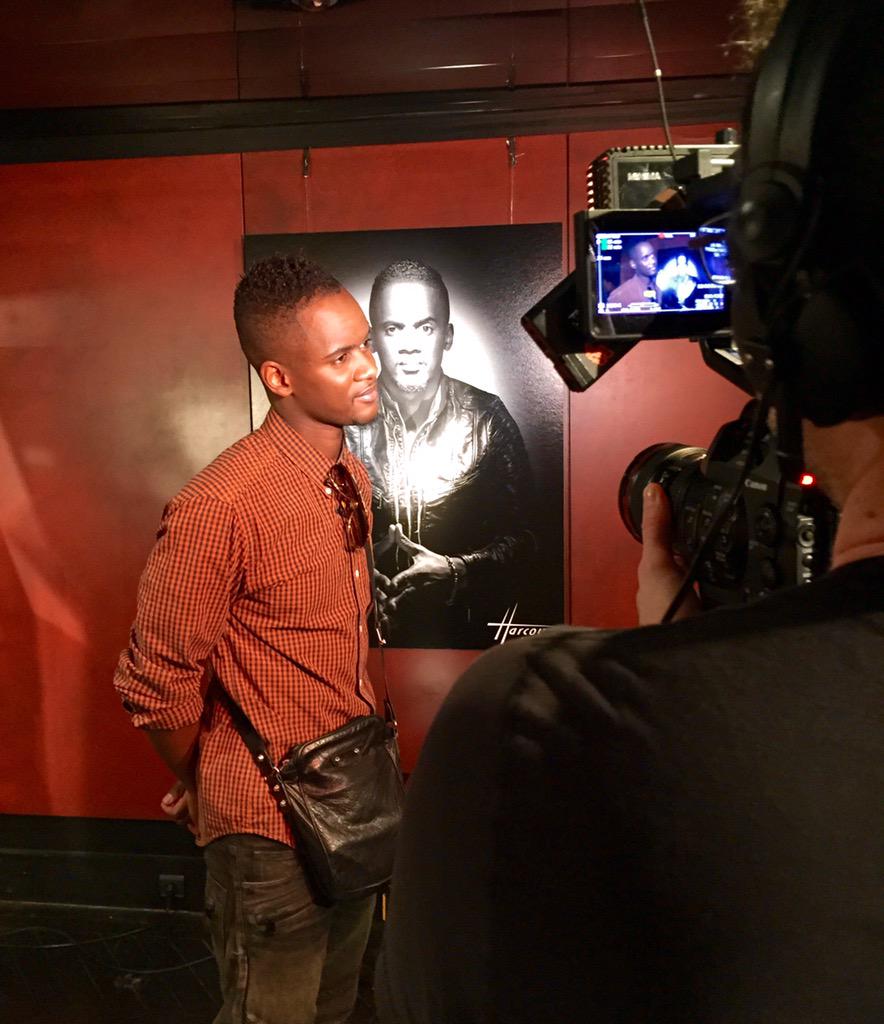 Bmesrimes's tweet photo. En plein interview pour 50min inside... chez Harcourt ! Je suis venu recuperer ma photo! http://t.co/49rELRHVpZ