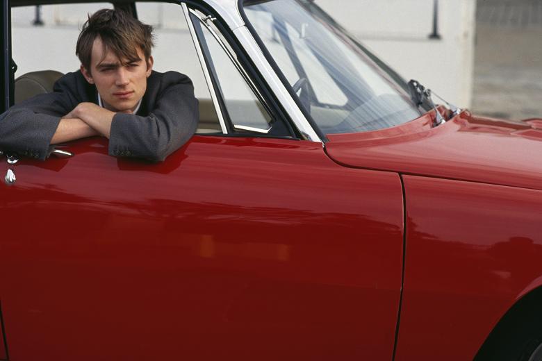 Happy 47th Birthday Damon Albarn, mastermind and singer of Blur and Gorillaz.    