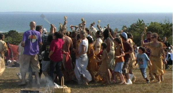 In a queer bit of news, fed government pays $50k for Native American Gay Head Tribe. http://t.co/B7yiWmdk93