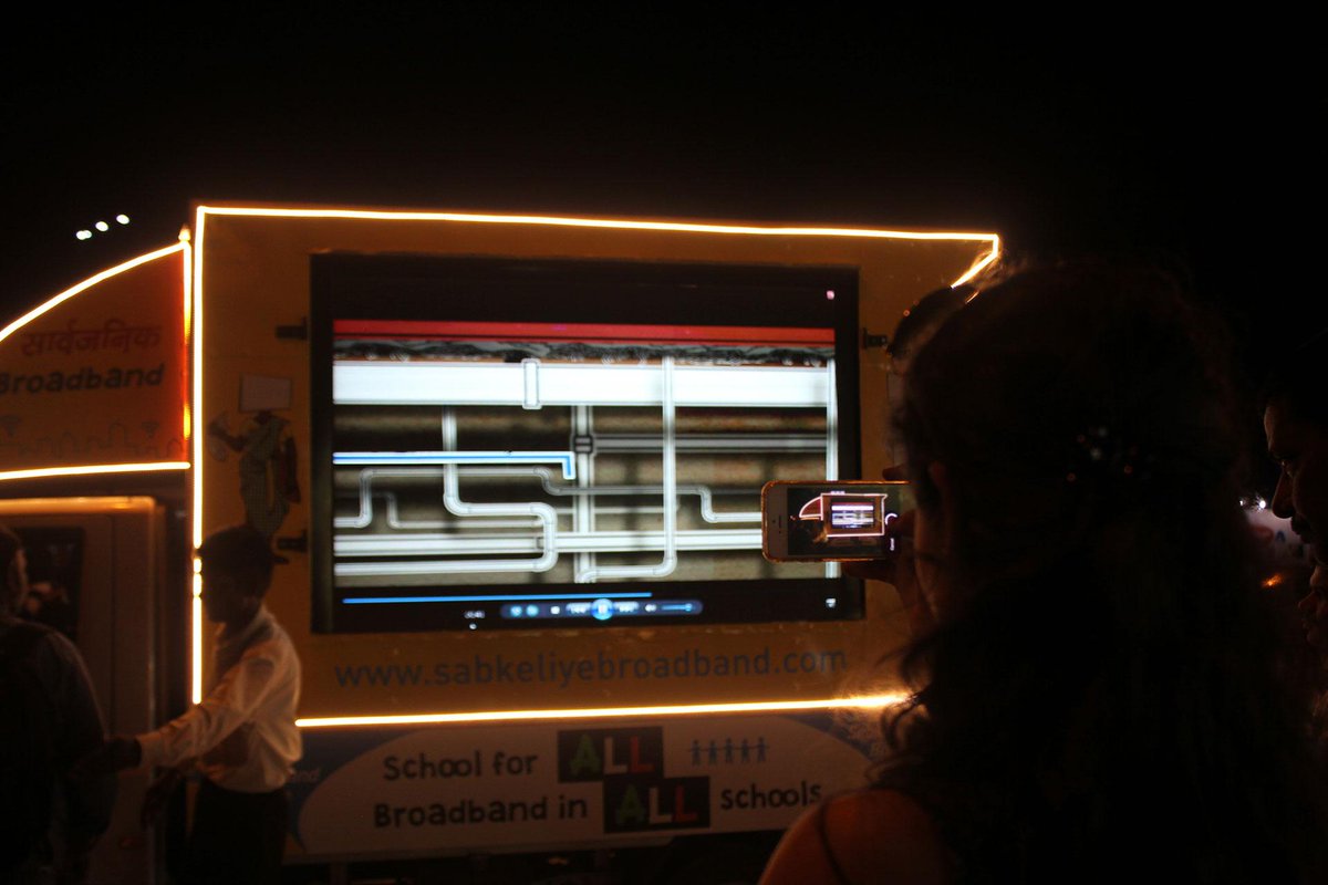 slblsocial's tweet photo. Images from our Digital Van Campaign on #JuhuChowpatty. Join us and sign our petition at http://t.co/bW3W1nxyda http://t.co/wb2Nf5277F