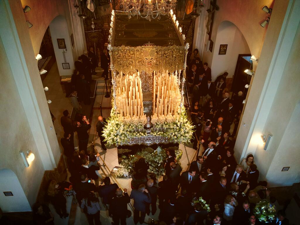 morena_detriana's tweet photo. La gloria de Triana... http://t.co/purzWVtGRe