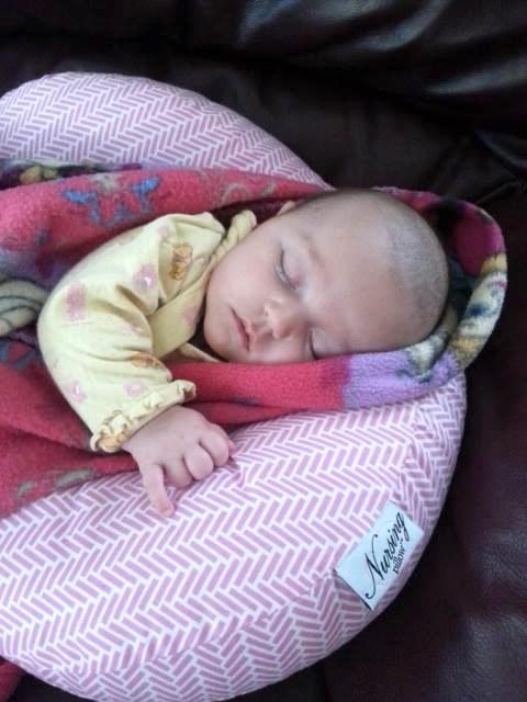 Nursing Pillow On Twitter Day Dreaming Away In Her Lullaby