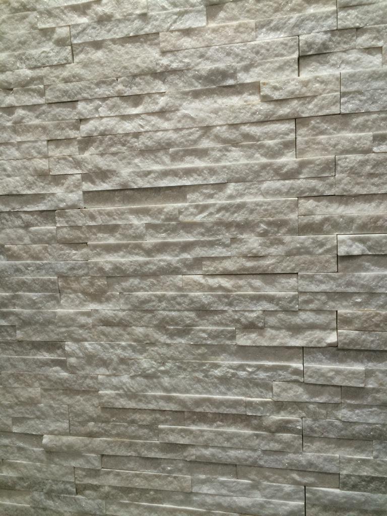 GillTile's tweet image. We stock split face cladding in 4 colours: oyster, multi, white sparkle &amp;amp; black. £28 per sqm,£ 36 for sparkle .