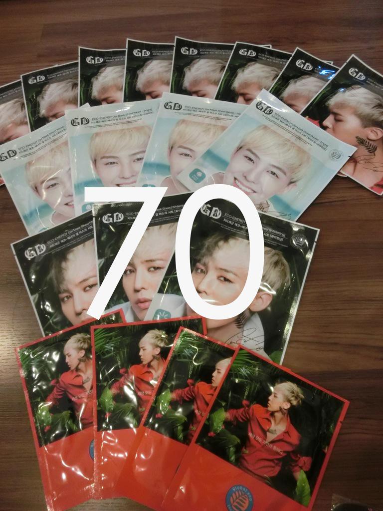 OneforGD_TH's tweet image. (ฝากรีค่า) 
แฟ้มOfficial bigbang - 150 บาท
มากส์จีดี - 70 บาท(ซื้อ3แถม1น้า)
สนใจเมนชั่นมาเลยค่า