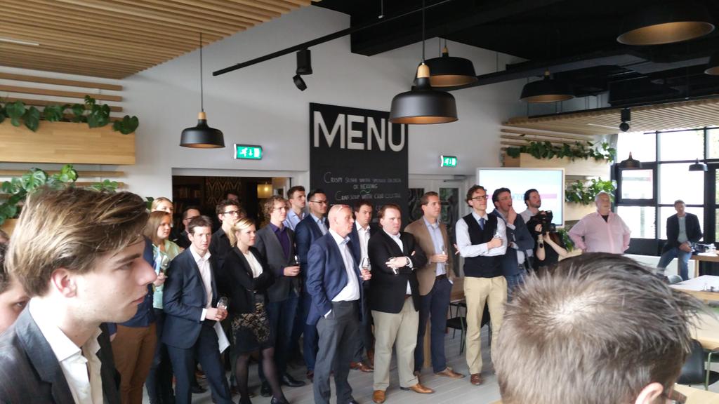 WijnDionysus's tweet photo. Mooie dag op de Alumni wijnfair van Stenden Hogeschool,  wijn entrepreneurs uit het hele land met prachtige wijnen! http://t.co/RiK6yhytVQ
