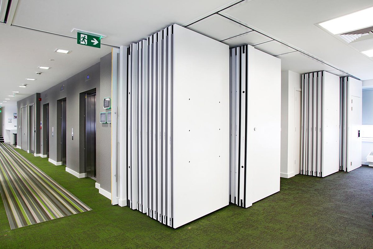 Divisions_UK's tweet photo. Creating functional space at Deckers UK Ltd with our 100S systems - http://t.co/Je7YBJYkUq #uggboots http://t.co/xS2zy3Vb65