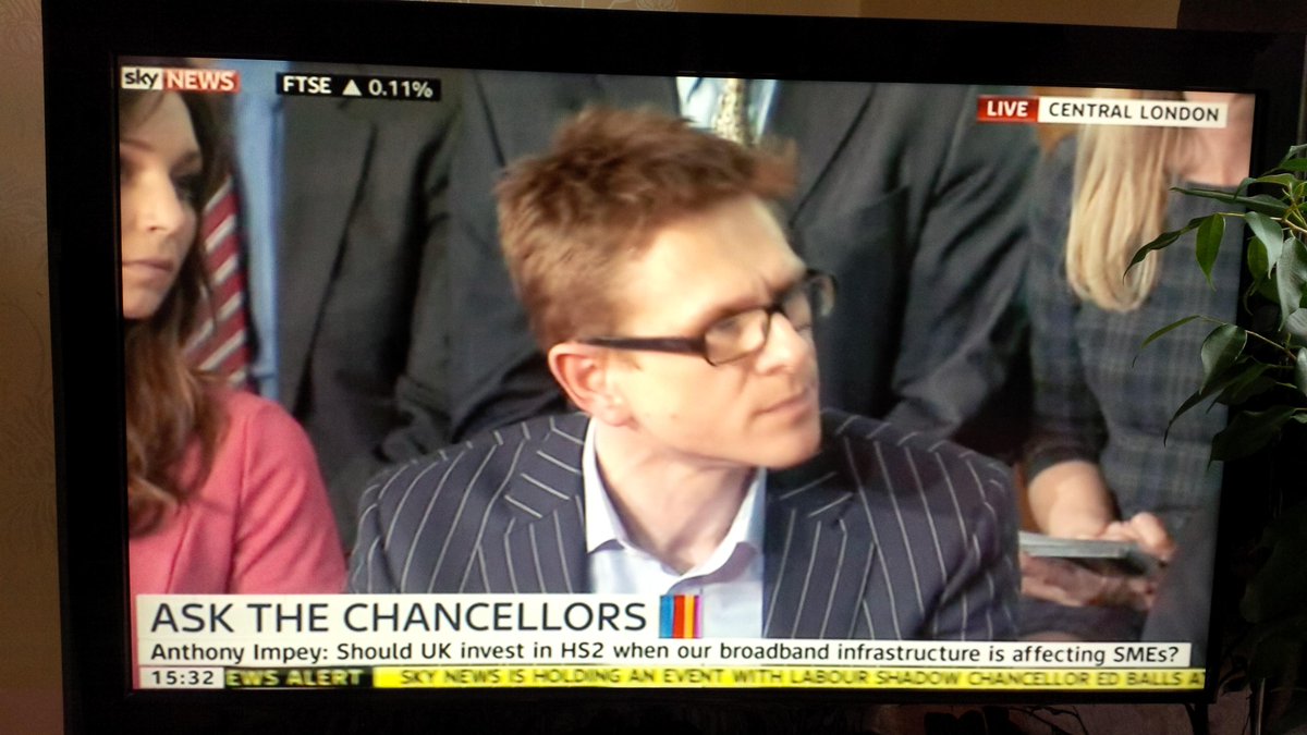 Quizzed @edballsmp on <a href="/SkyNews/">Sky News</a> on the need to prioritise #broadband infrastructure over #hs2