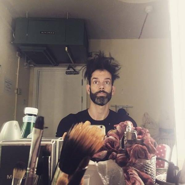 PLACEBOWORLD's tweet photo. THIS GUY.  RT IF YOU LOVE @stefanolsdal http://t.co/f2DcAMIO5F