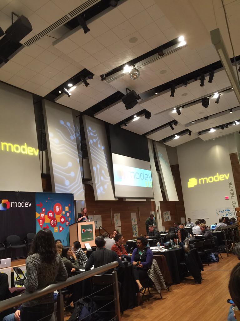 Jdub9k's tweet image. Waiting for the next presentation at #modevux @GoModev First 1: design thinking was awesome! #UX #rapid #Prototyping