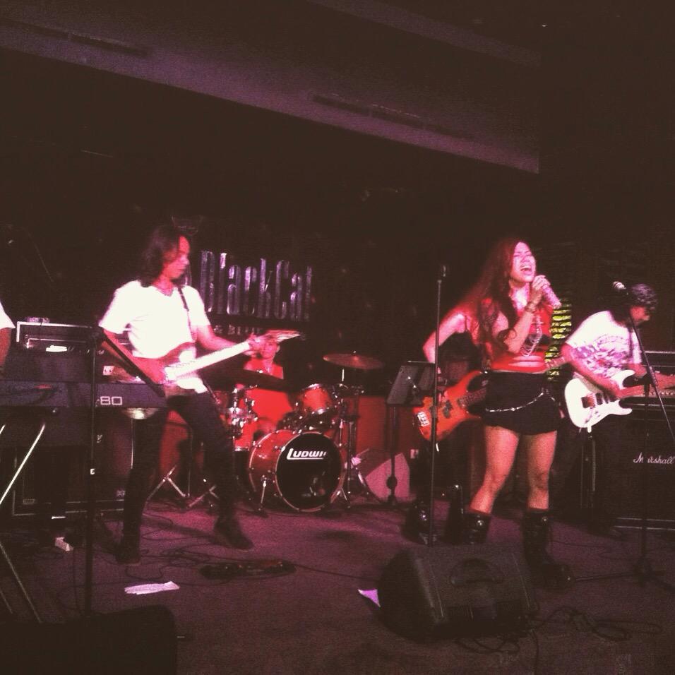 Latepost at Blackcat...