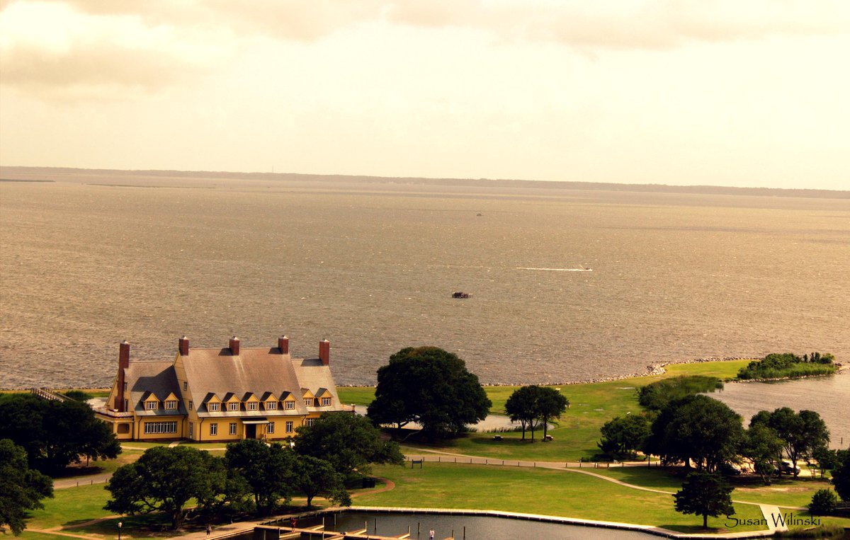 Corolla Island a/k/a The Whalehead Club. <a href="/VisitWhalehead/">Whalehead</a> #OBX <a href="/theouterbanks/">The Outer Banks</a> #WhaleheadClub @currituck_obx