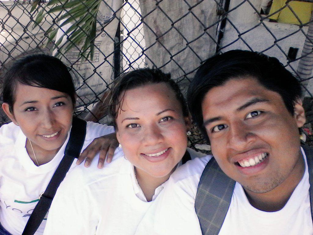 Vorografia's tweet photo. #TrabajandoPorunGuerreroConOrdenyPaz 

Vamos pisando fuerte y trabajando en equipo.
@MJMGuerrero 
@HectorAstudillo http://t.co/qAfP9wSUjS