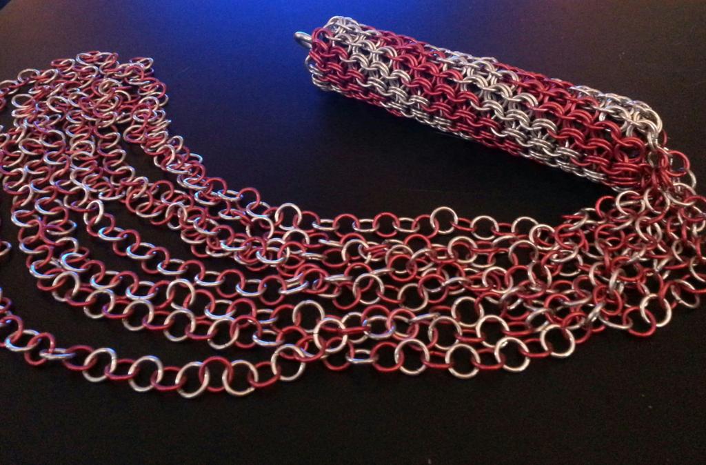 DeviantSimian's tweet photo. A chain flogger i made http://t.co/FZDWouAH3e