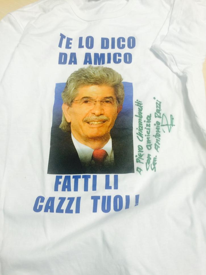 PChiambretti's tweet photo. La classe non è acqua http://t.co/LGWR3TFOI4