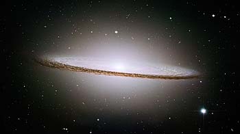 HubbleTelescope's tweet photo. The Sombrero Galaxy is one of our #HubbleMania quarter-finalists! Vote today at http://t.co/6jUNOraqMz http://t.co/2AXOYKwHhe
